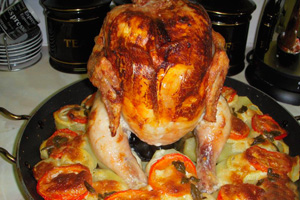 Как приготовить курицу на банке в духовке: 3 маринада и 2 рецепта блюда